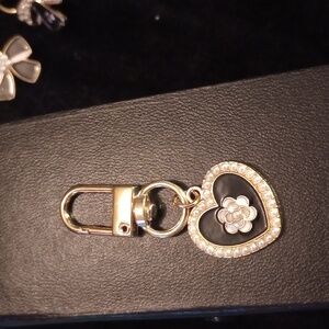 Bag charm medium size heart with rhinestones new